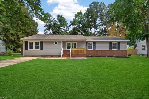 109 Fischer Dr, Newport News, VA, 23602-5303 | Card Image