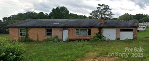 2621 Fairwood Dr, Hudson, NC, 28638-8753 | Card Image