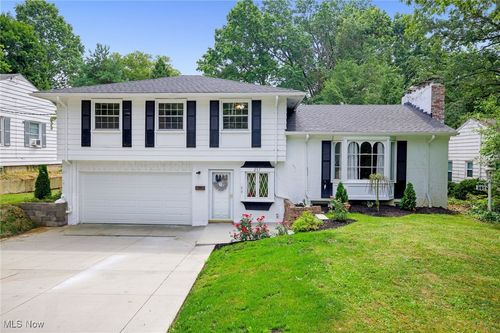257 Sand Run Rd, Akron, OH, 44313-5364 | Card Image
