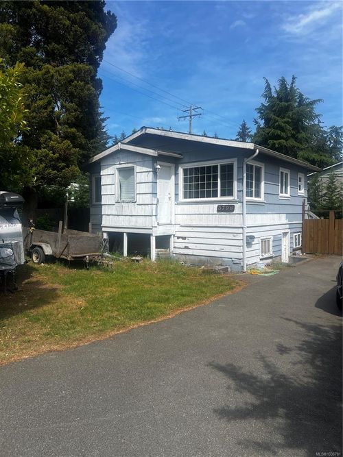 3796 Departure Bay Rd, Nanaimo, BC, V9T1C4 | Card Image