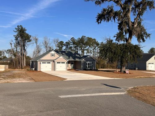 11 Gatling Way, Lakeland, GA, 31635-5276 | Card Image