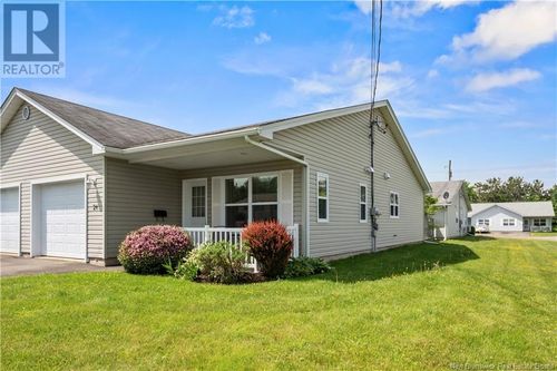 24 Townsend Ave, Riverview, NB, E1B5T6 | Card Image