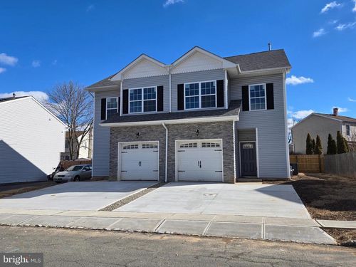 2 J Russel Smith Road, LAWRENCEVILLE, NJ, 08648 | Card Image