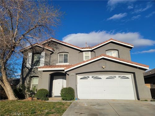 43650 Castle Cir, Lancaster, CA, 93535 | Card Image