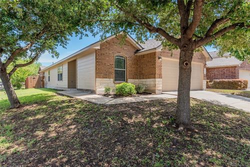 152 Grazing Horse Ln, Manchaca, TX, 78652-3554 | Card Image