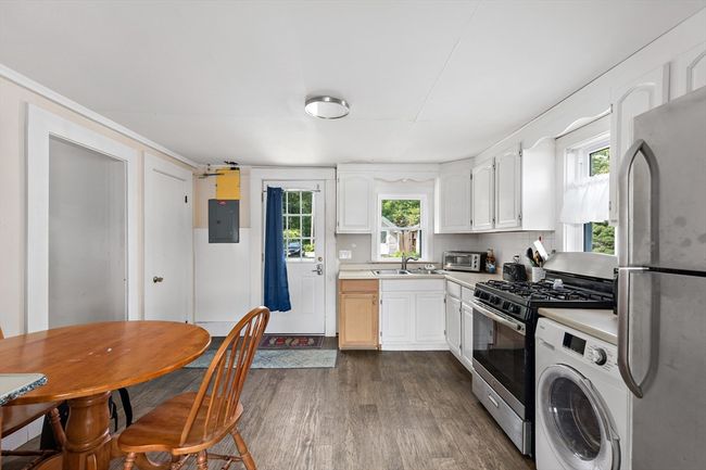 63 Oakdale Ave, House other with 4 bedrooms, 2 bathrooms and 6 parking in Marion MA | Image 6