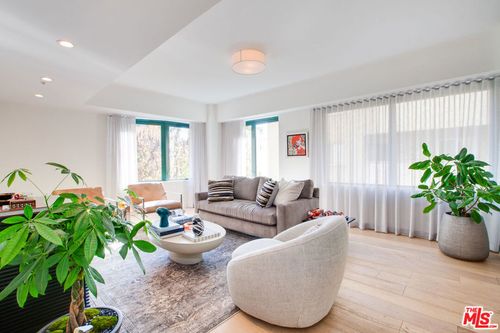 306-10520 Wilshire Blvd, Los Angeles, CA, 90017 | Card Image