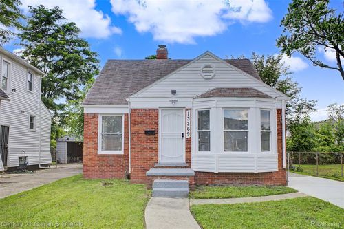 13369 Hubbell Street, Detroit, MI, 48227 | Card Image