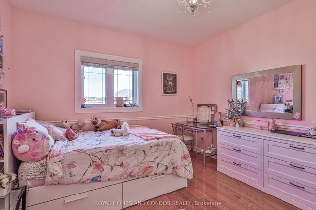 1075 Glengrove Ave, House other with 4 bedrooms, 3 bathrooms and 4 parking in North York ON | Image 24
