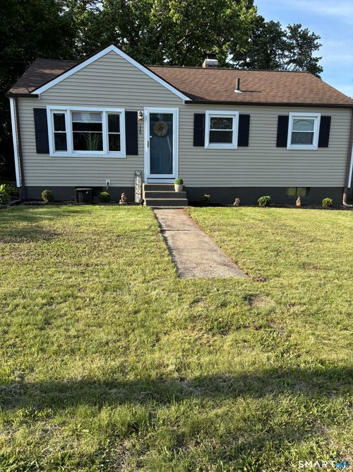 130 Round Hill Rd, Meriden, CT, 06450-2562 | Card Image