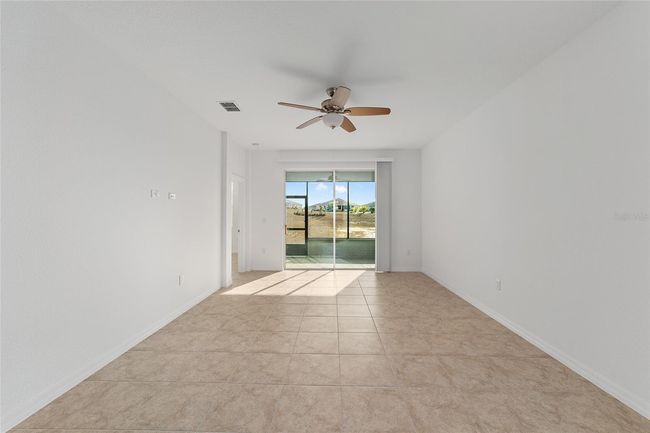 10277 Sw 96 Th Loop, House other with 2 bedrooms, 2 bathrooms and null parking in OCALA FL | Image 7