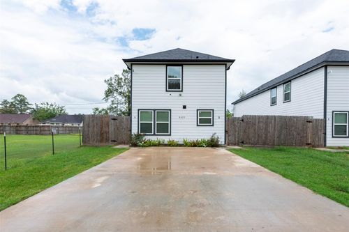 8635 Sunderland Rd, Houston, TX, 77028-1649 | Card Image