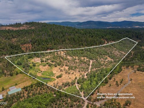 11598 Butte Falls Hwy, Eagle Point, OR, 97524-4536 | Card Image