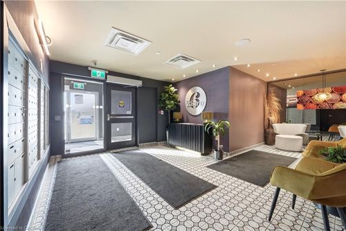 501-4 Spice Way, Barrie, ON, L9J0M2 | Card Image