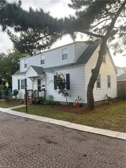 1232 W Ocean View Ave, Norfolk, VA, 23503-1106 | Card Image