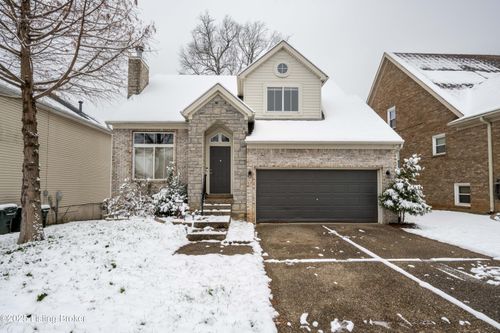 8705 Chelmer Ln, Louisville, KY, 40220-4104 | Card Image