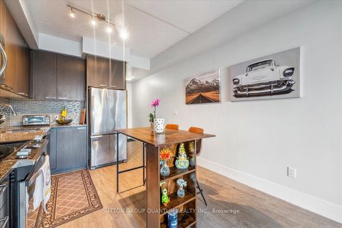 108-155 St Leger St, Kitchener, ON, N2H0B9 | Card Image