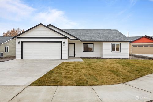 214 Rattray Drive, Mattawa, WA, 99349 | Card Image