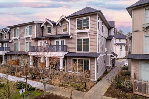 83-20487 65 Ave, Langley, BC, V2Y3K8 | Card Image