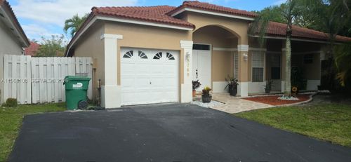5769 Nw 99th Ave, Doral, FL, 33178-2674 | Card Image