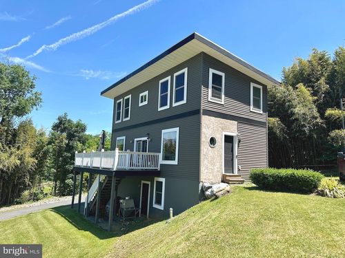 755 Kinderhook Rd, COLUMBIA, PA, 17512-8803 | Card Image