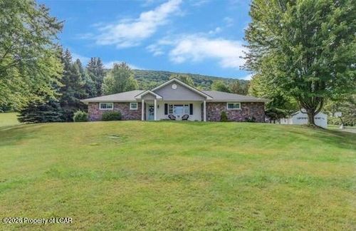 145 Mountain Rd, Sugarloaf, PA, 18249-3707 | Card Image
