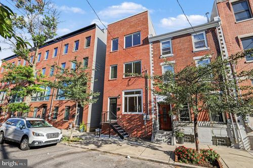 2455 Coral St, PHILADELPHIA, PA, 19125-1628 | Card Image