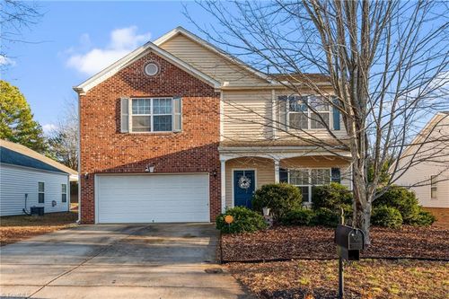 4114 Pepperbush Dr, Greensboro, NC, 27405-8212 | Card Image