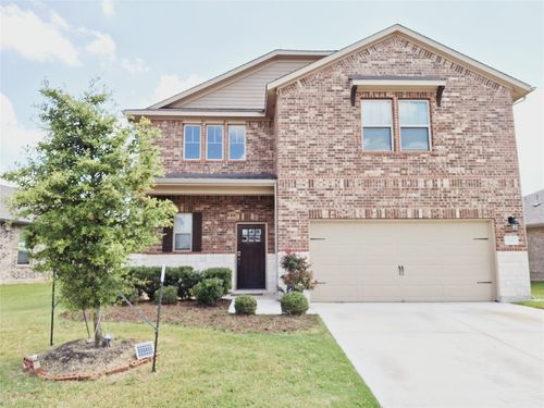 124 Peruvian Ln, Georgetown, TX, 78626-2626 | Card Image