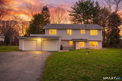 18 Caulkins Rd, Norwich, CT, 06360-1658 | Card Image