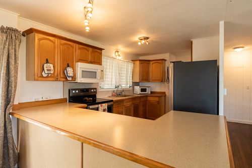 7 Kaapuni Loop, Hilo, HI, 96720-1711 | Card Image