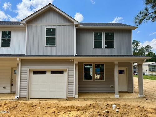 218 George St, Four Oaks, NC, 27524-9323 | Card Image