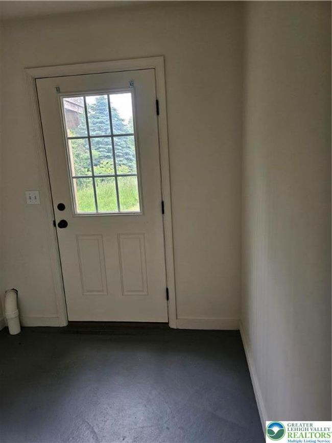 1601 Greystone Cir, House other with 3 bedrooms, 3 bathrooms and null parking in ALBURTIS PA | Image 4