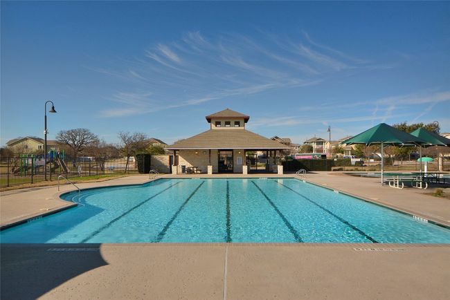 Residents can walk to the comunity pool. | Image 38