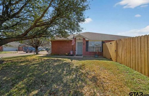137 Valley View Ln, Jacksonville, TX, 75766-5854 | Card Image
