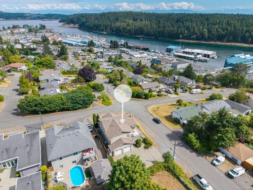 1251 Discovery Ave, Nanaimo, BC, V9S4B3 | Card Image