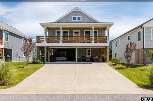 531 W Aycock St, Kill Devil Hills, NC, 27948-8295 | Card Image