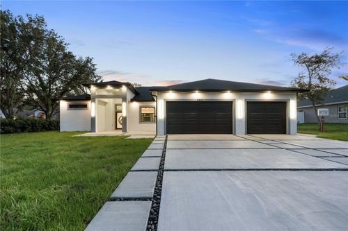 9201 Nightingale Rd, Weeki Wachee, FL, 34613-3944 | Card Image