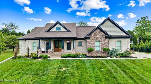 673 Marthas Ct, Mt Washington, KY, 40047-5758 | Card Image