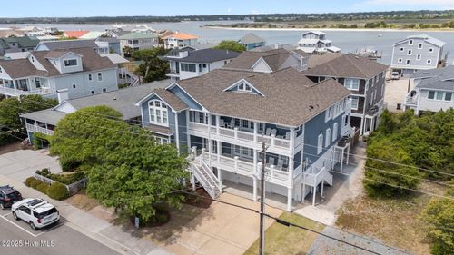 760 Lumina Ave S, Wrightsville Beach, NC, 28480-2168 | Card Image
