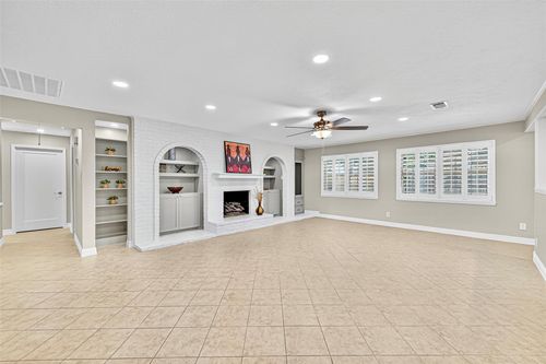 112 Dogwood St, Sugar Land, TX, 77478-3810 | Card Image