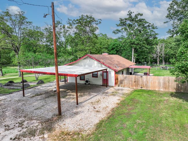 200 County Road 3635, House other with 3 bedrooms, 2 bathrooms and null parking in Dike TX | Image 4