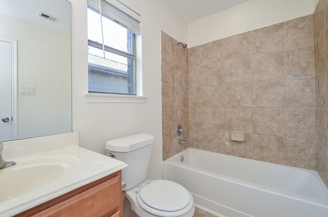 15330 Keystone Bend Ln, House other with 3 bedrooms, 2 bathrooms and 2 parking in Cypress TX | Image 26