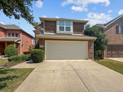 417 Perkins Dr, Argyle, TX, 76226-5571 | Card Image