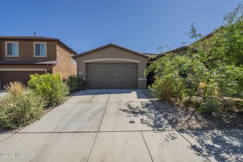 6729 E Via Arroyo Largo, Tucson, AZ, 85756-8440 | Card Image