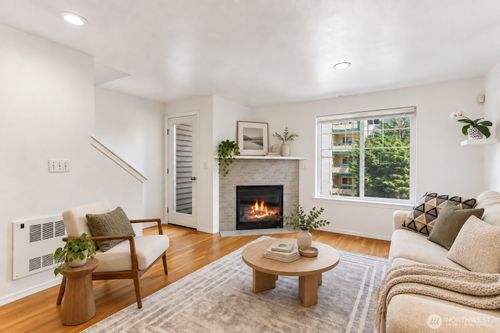 b-12333 28th Ave Ne, Seattle, WA, 98125-5464 | Card Image