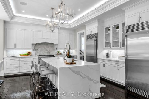 646 Annland St, Pickering, ON, L1W1B1 | Card Image