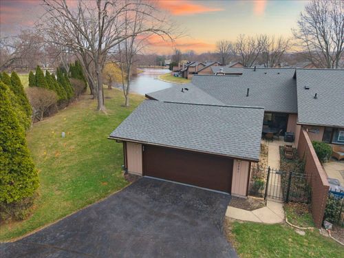 2201 Bayview Dr, Michigan City, IN, 46360-1571 | Card Image