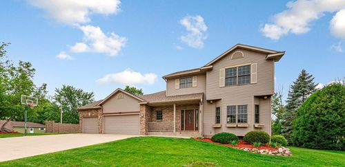 1830 Whitetail Run Pl Ne, Owatonna, MN, 55060-6248 | Card Image