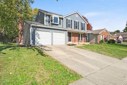 5728 Greendale Dr, Galloway, OH, 43119-9230 | Card Image